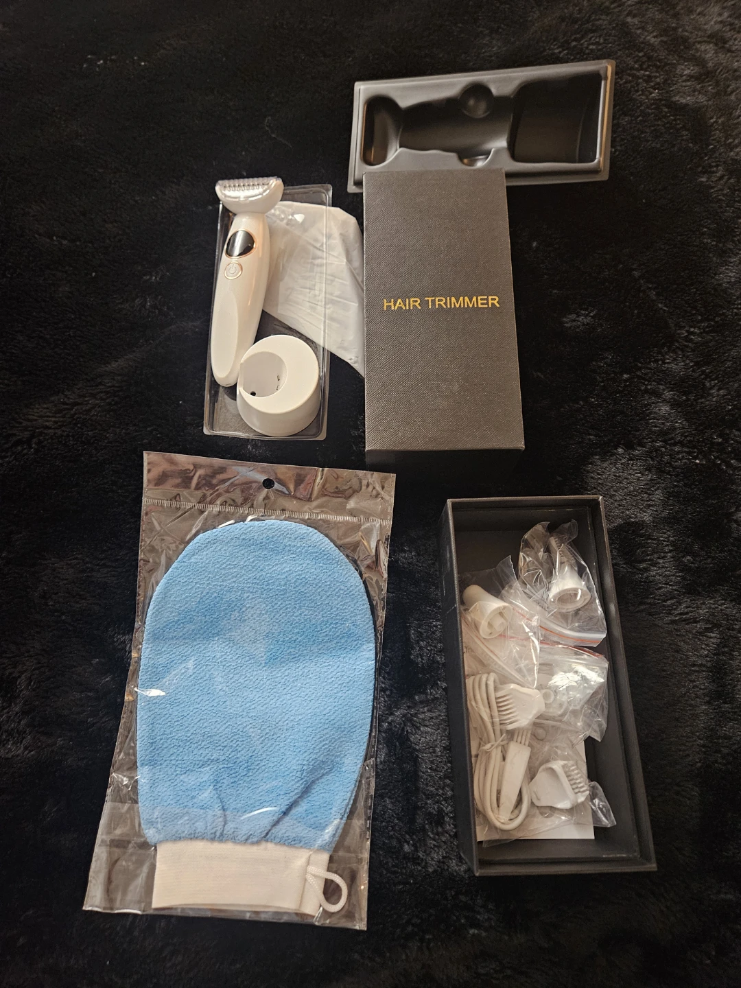 BRAND  NEW White Hair Trimmer Set with Accessories