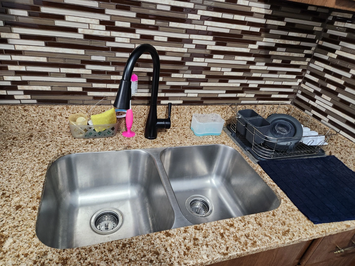 Cleaning the kitchen - photo 2