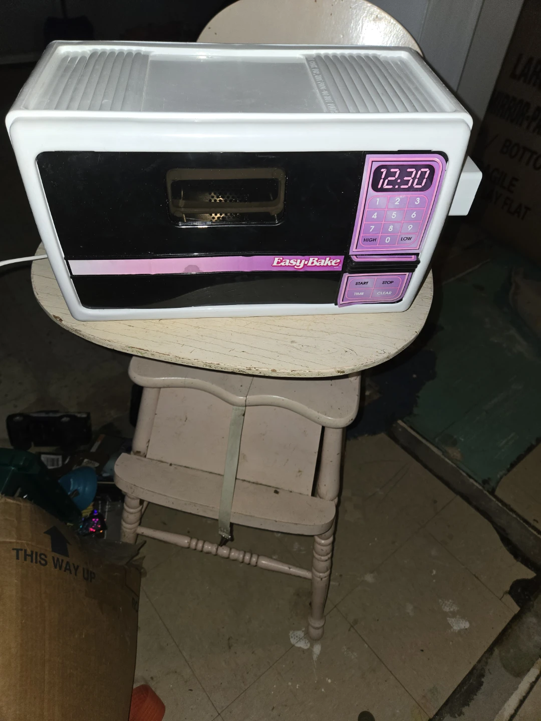 Easy-Bake Oven - Pink and White - photo 2