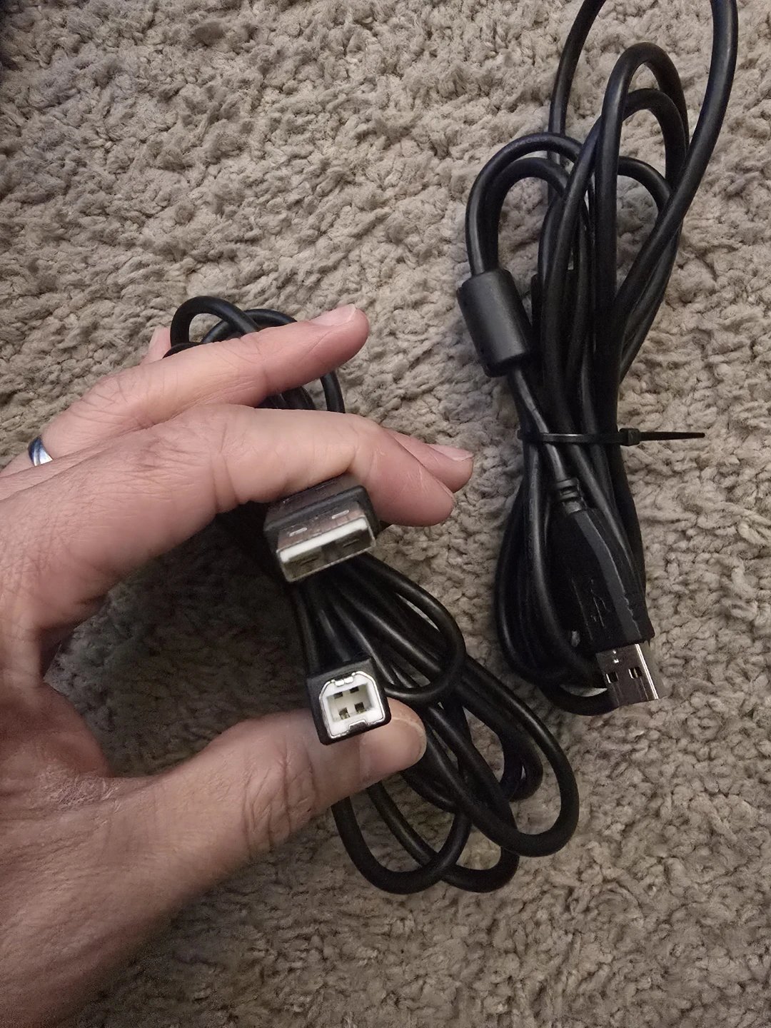 USB-A to USB-B 2.0 Cable - photo 2