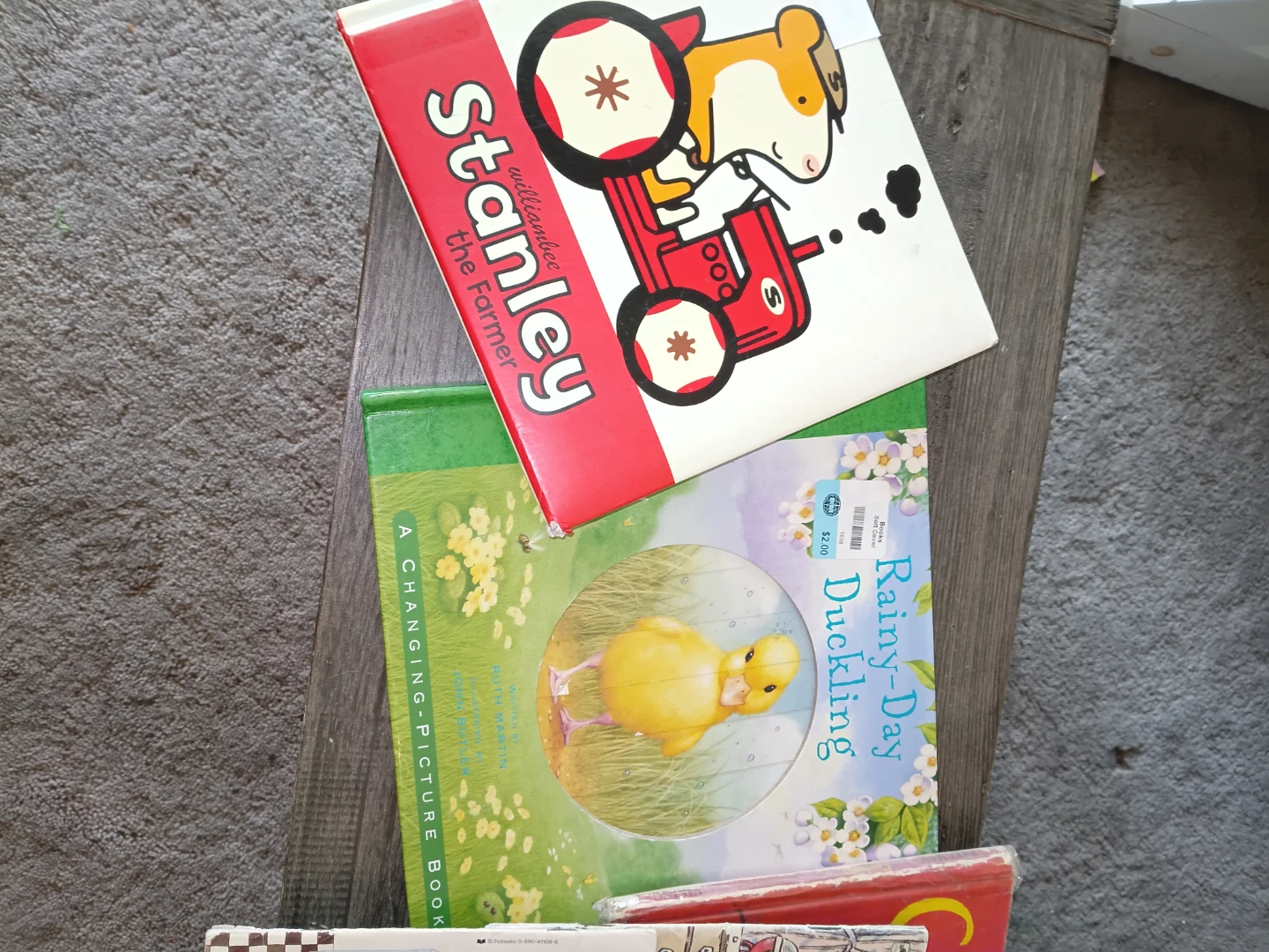 Assorted Children's Books - Lot of 9 - photo 3