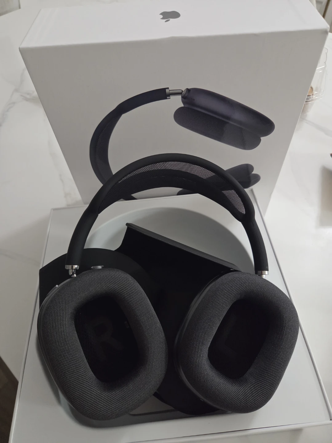 Apple AirPods Max Headphones - photo 4