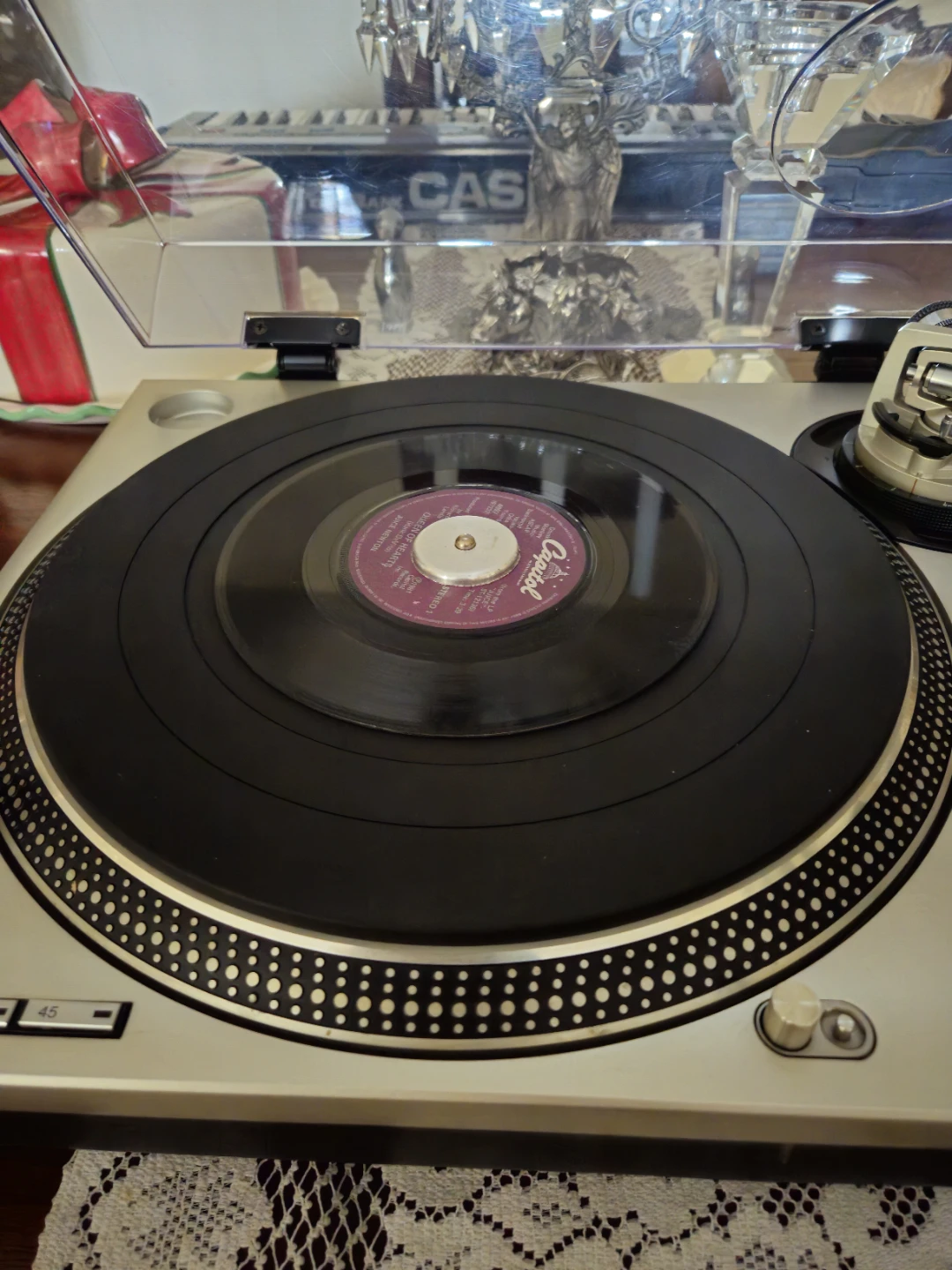 Technics Quartz Direct Drive Turntable SL-1200MK2