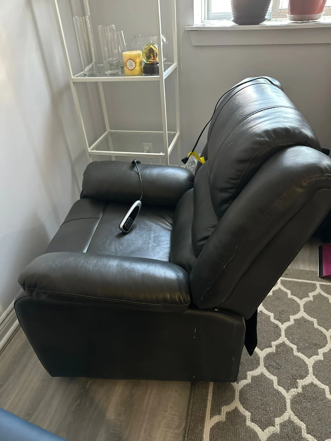 Black Leather Power Recliner Chair with Remote - photo 4