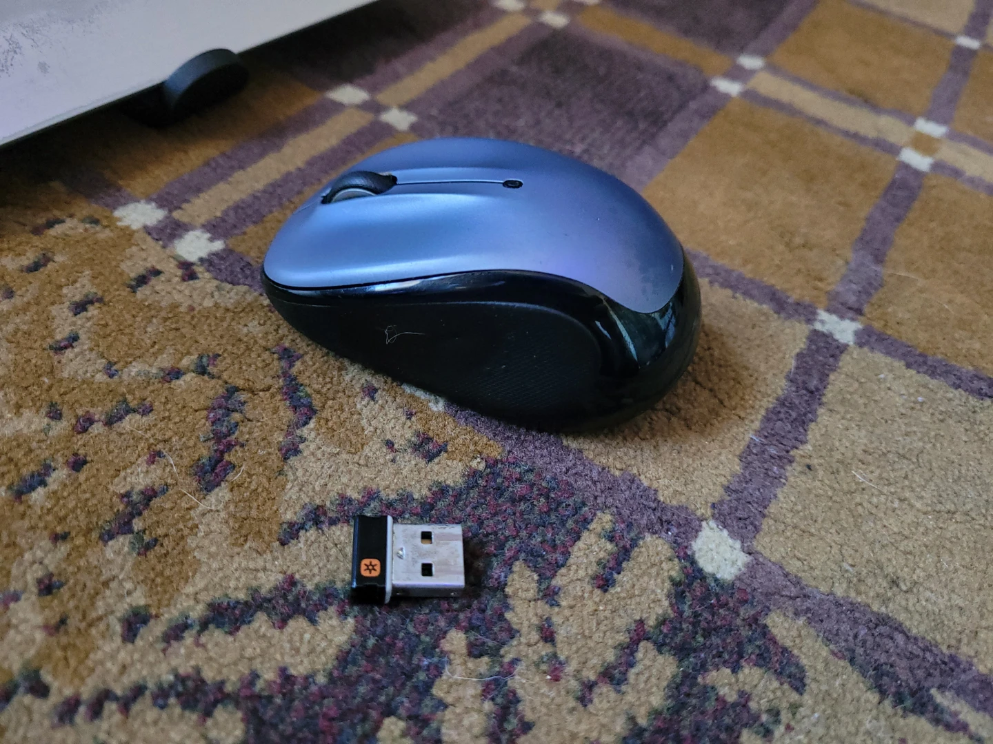 Lenovo ideapad 330 Laptop with Wireless Mouse and Stand - photo 4