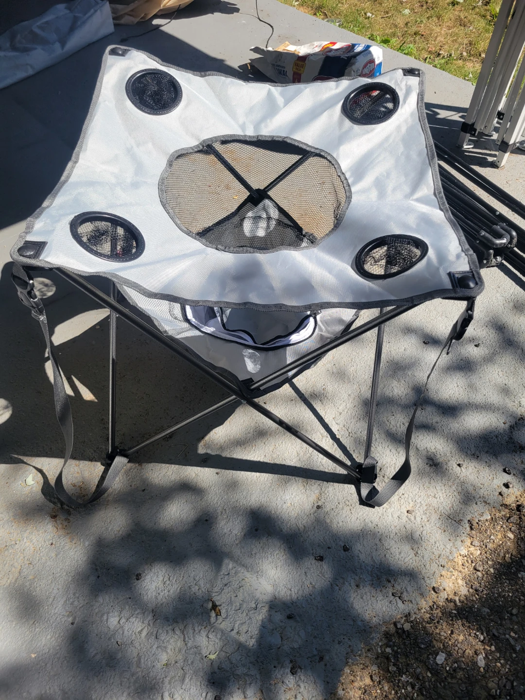 NEW. OUTTERBANKS. CAMPING TABLE WITH COOLER AND SNACKHOLDER. - photo 2