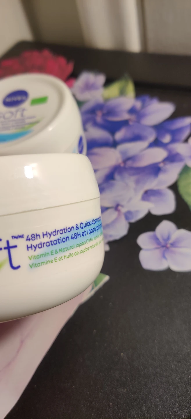 NIVEA Soft Refreshingly Soft Moisturizing Cream 200mlx 3 - photo 5