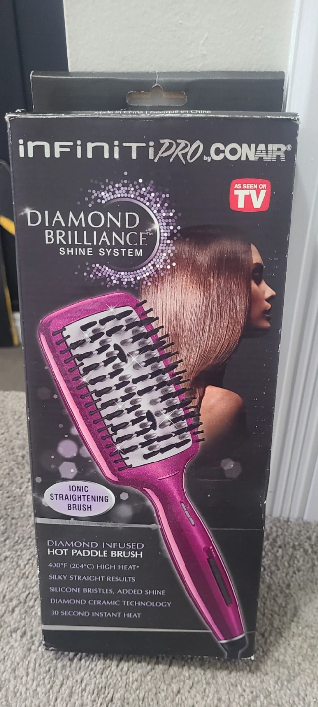 Conair InfinitiPro Diamond Brilliance Ionic Straightening Brush