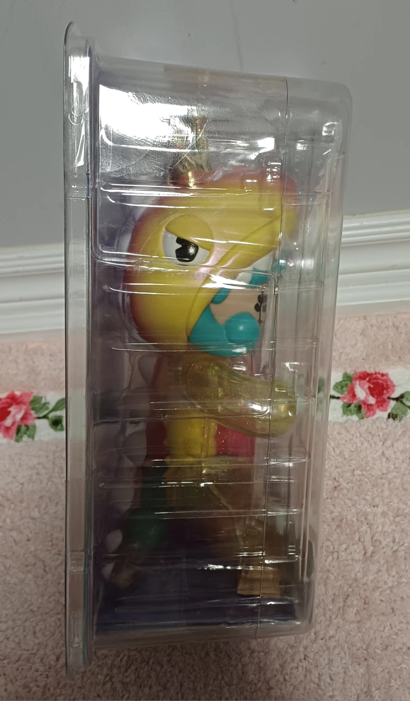 XOX Kweenie Deluxe Kween of Rawr Figurine - photo 4