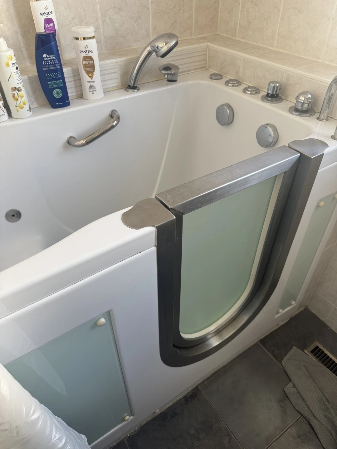 Walk-in Bathtub