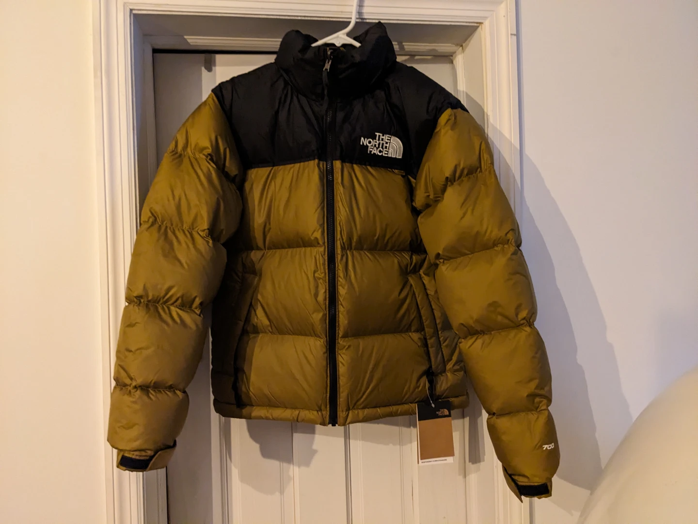 🥕The North Face 96 Retro Nuptse Jacket Moss Green - XS New $330