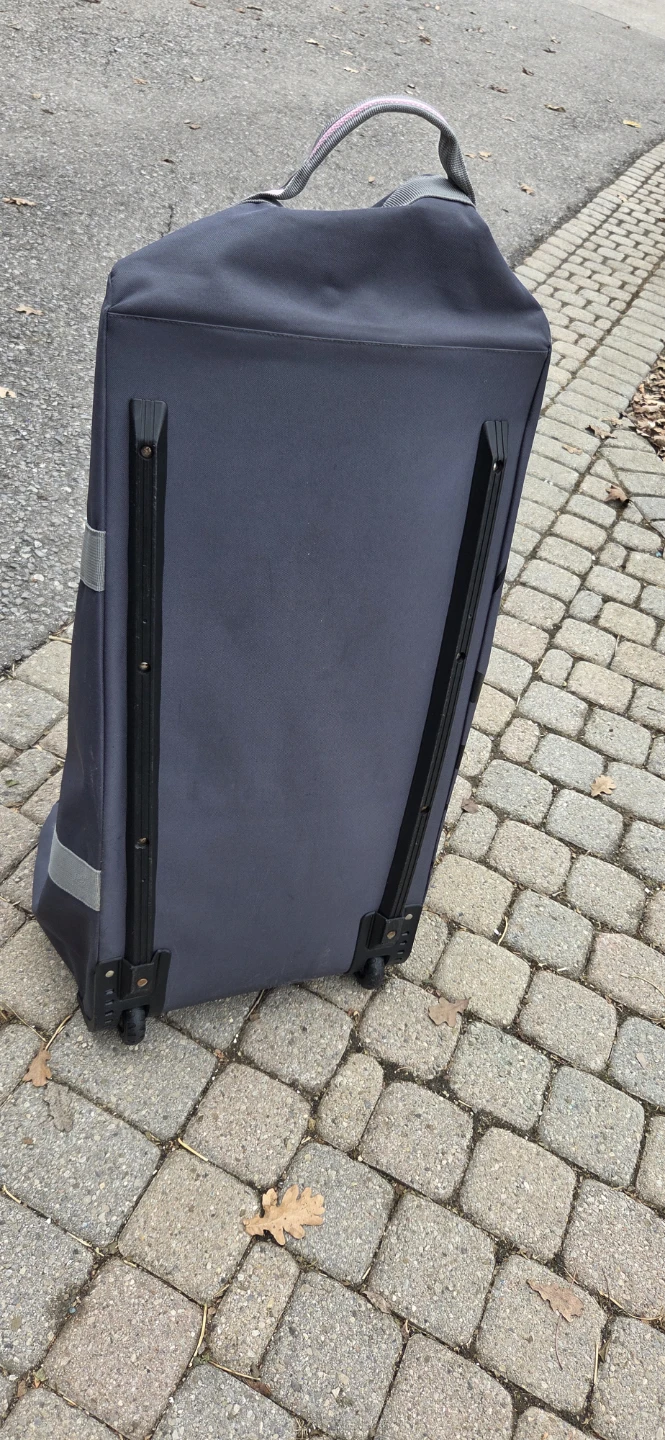 Team Canada Rolling Duffel Bag - photo 5
