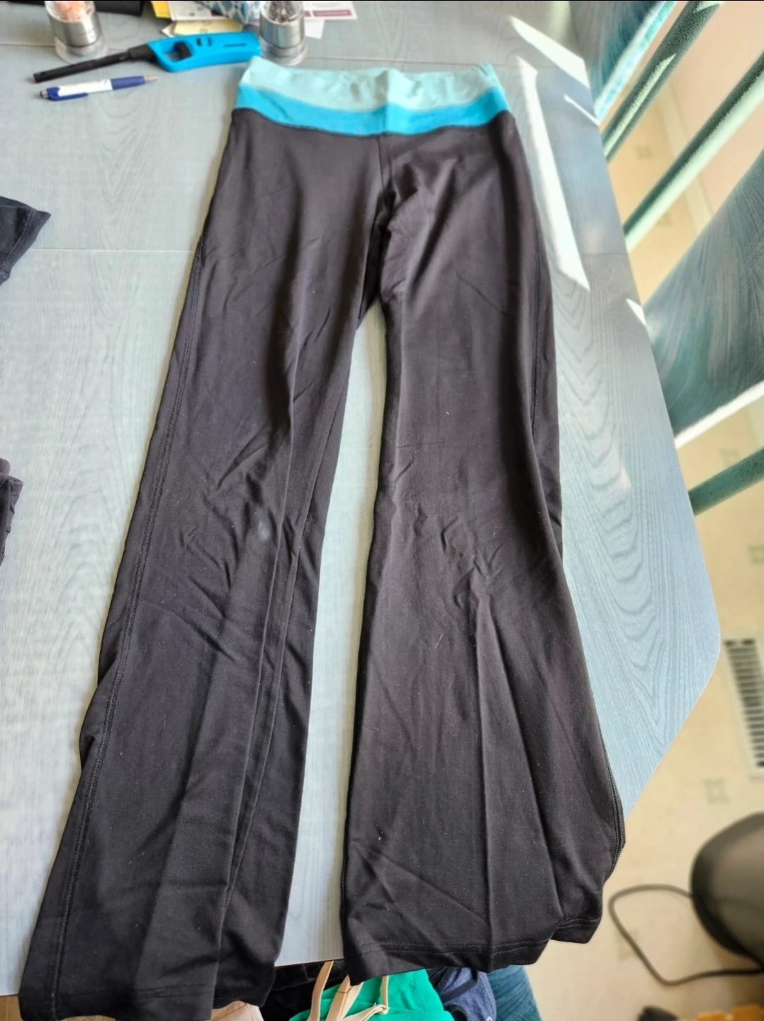 Women's small athletic wear pants and shorts - photo 5