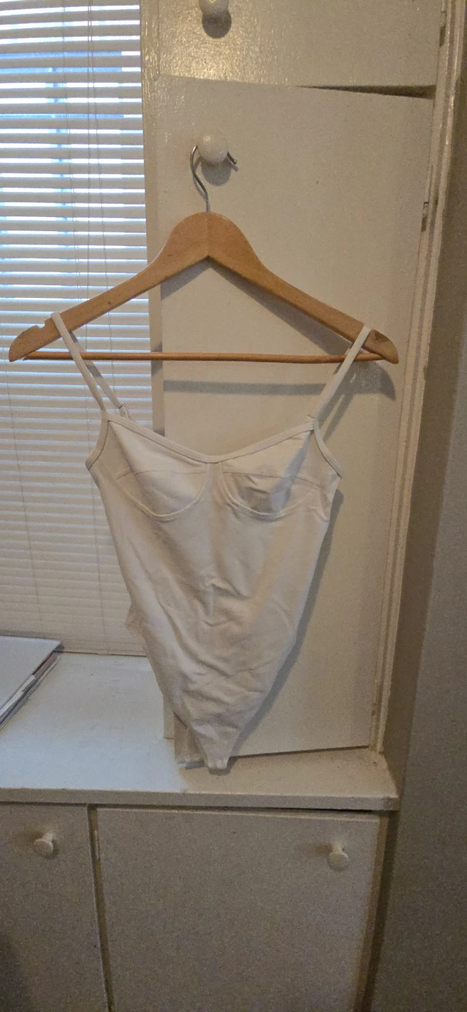 5 pc lot - $10 (Small - medium ) - photo 2