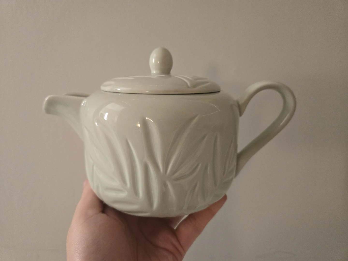 Light Green Leaf Teapot