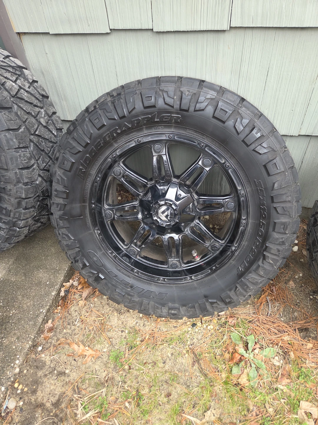 Fuel Wheels 35x12.50R20LT Tires (Set of 4) - photo 2