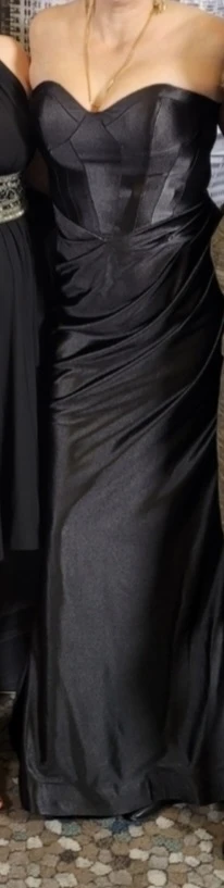 Black Strapless Gown - photo 3