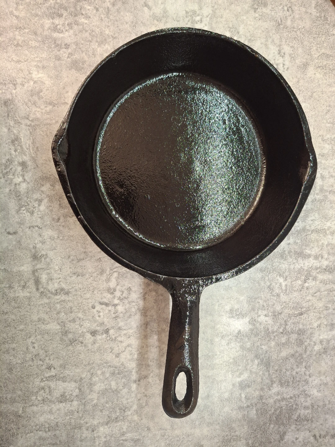 Cast Iron Pan 8"