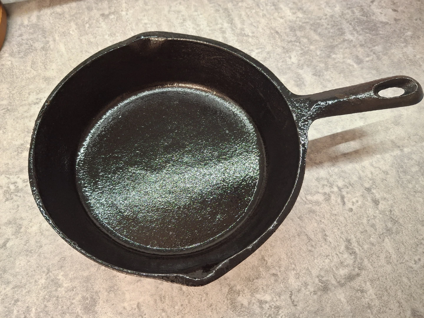 Cast Iron Pan 8" - photo 2