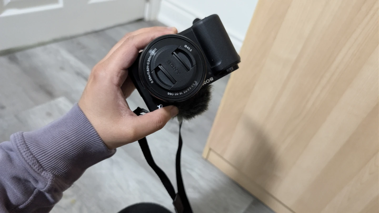 Sony Alpha ZV-E10 Mirrorless Camera - photo 5