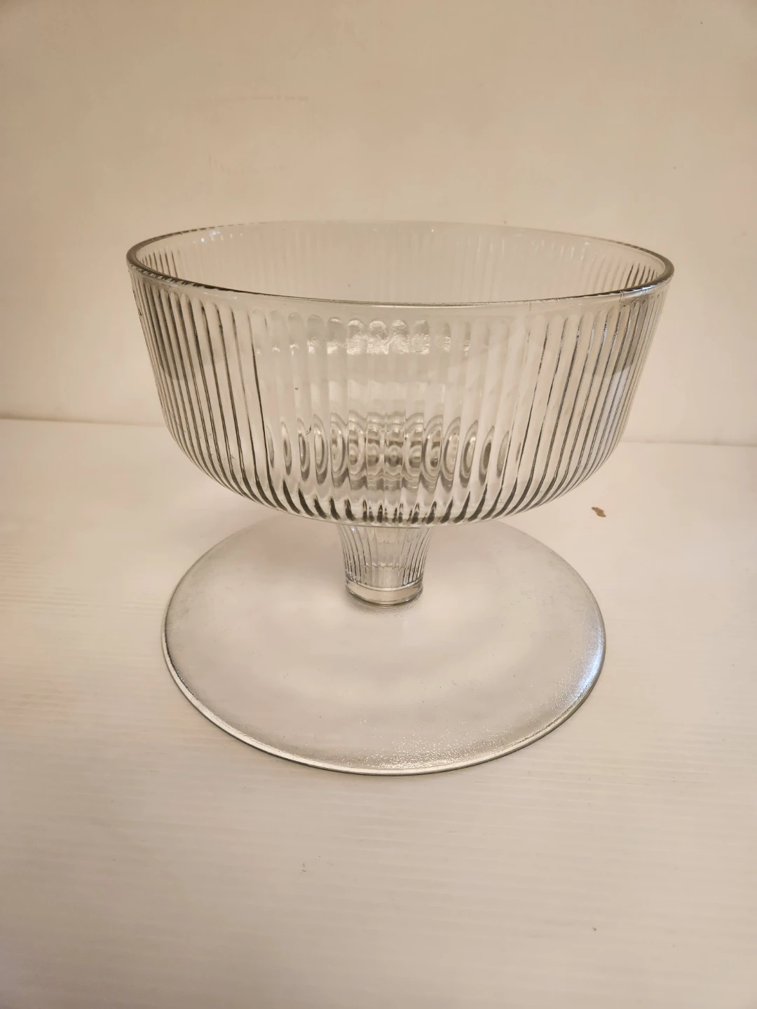 Glass Cake Stand with Dome Lid - photo 3