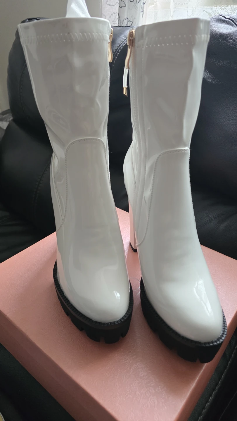 Brand new High Glossy White color Lady's Boots sale - photo 2
