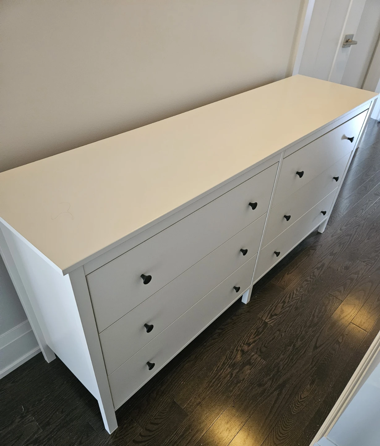 White Six-Drawer Dresser