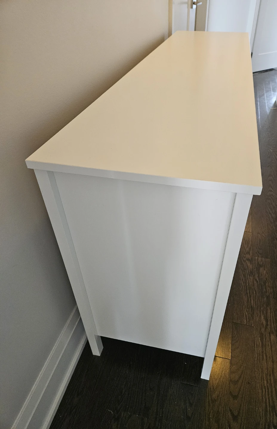 White Six-Drawer Dresser - photo 3