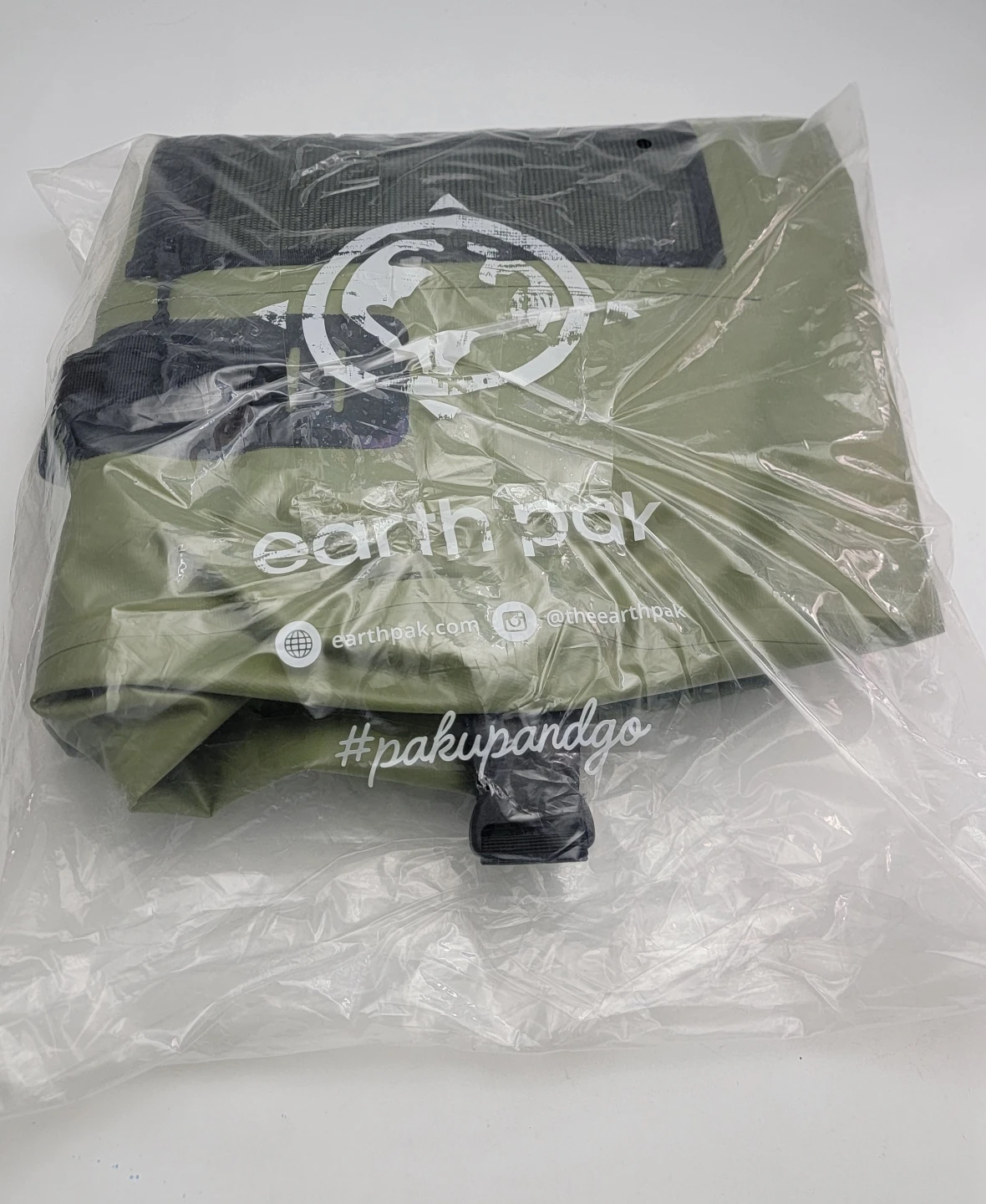 Earth Pak 70L Waterproof Duffel Dry Bag Motorcycle Kayak Boat - photo 2