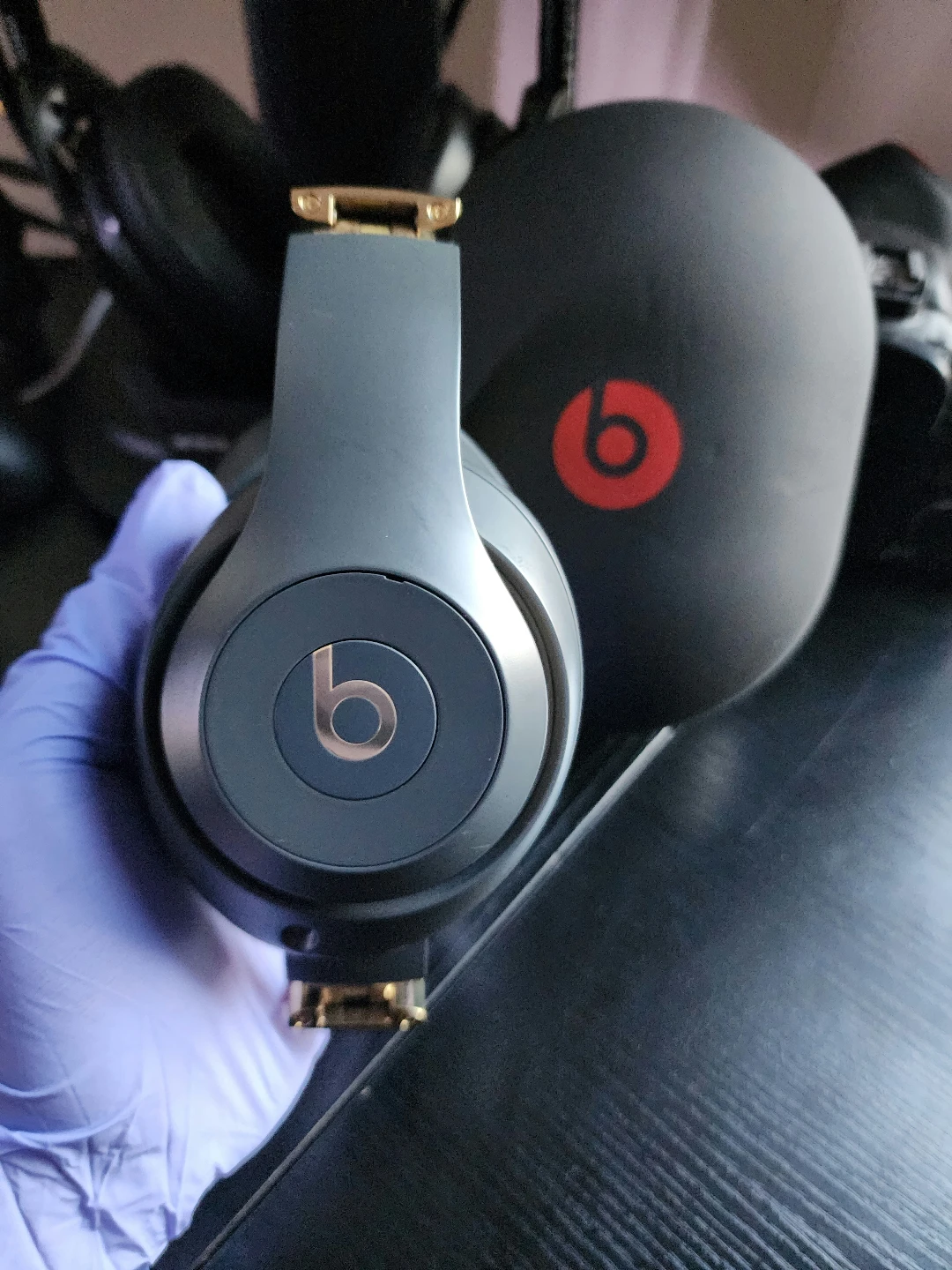 Beats Studio3 Wireless Headphones - Gray/Gold