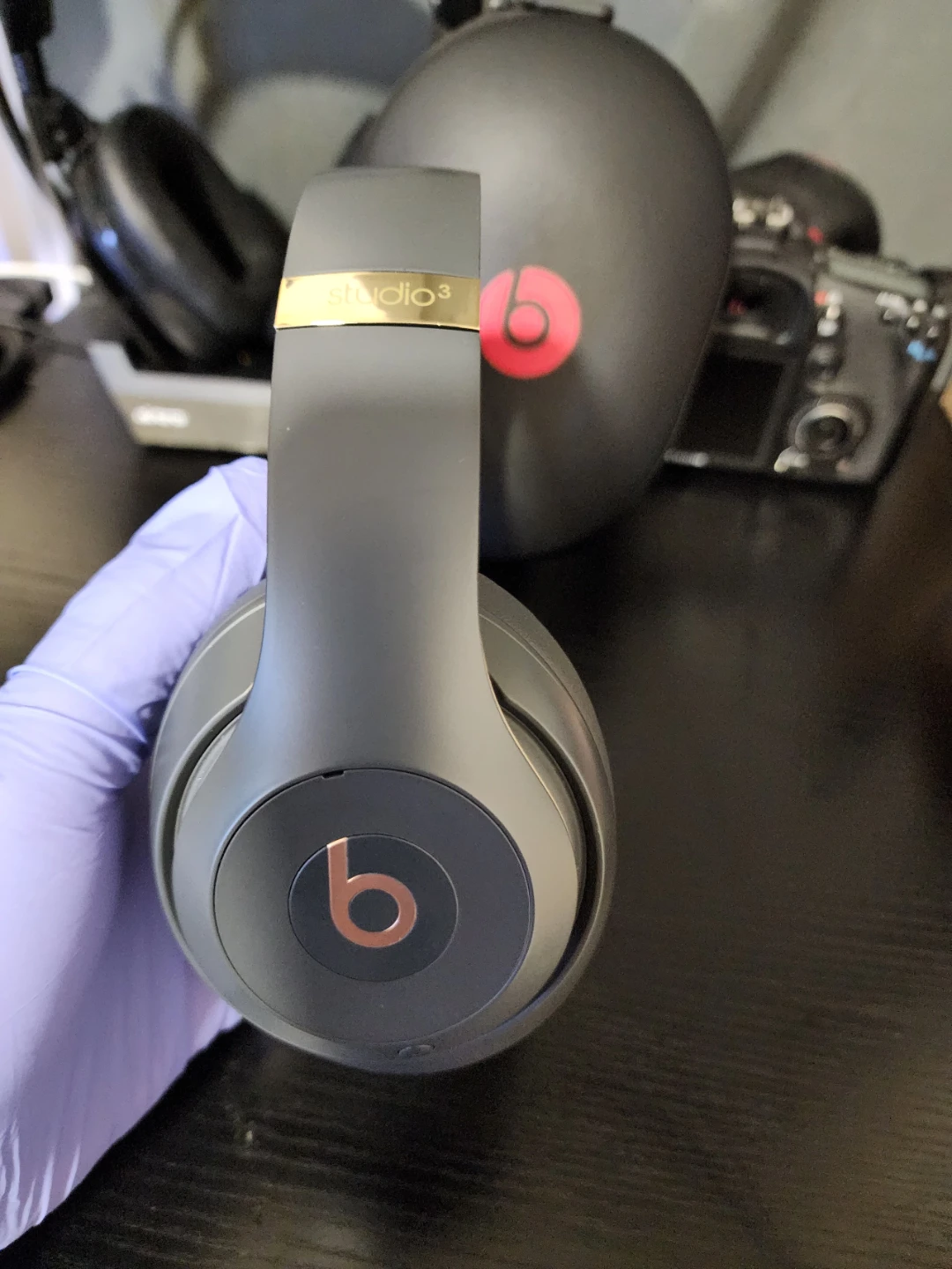 Beats Studio3 Wireless Headphones - Gray/Gold - photo 2