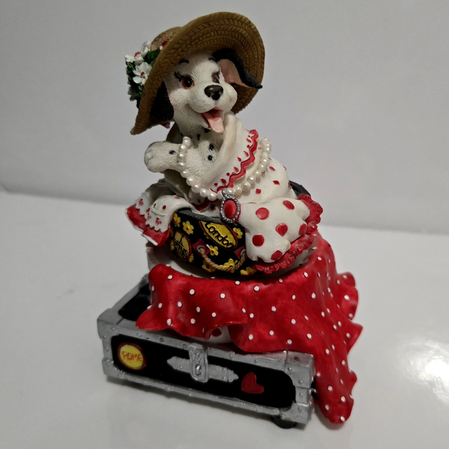 101 Dalmatians Music Box - Plays Puppy  Love ❤️ - photo 2