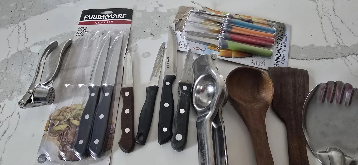 Farberware Classic 5-Piece Steak Knife Set & Kitchen Utensils - photo 3