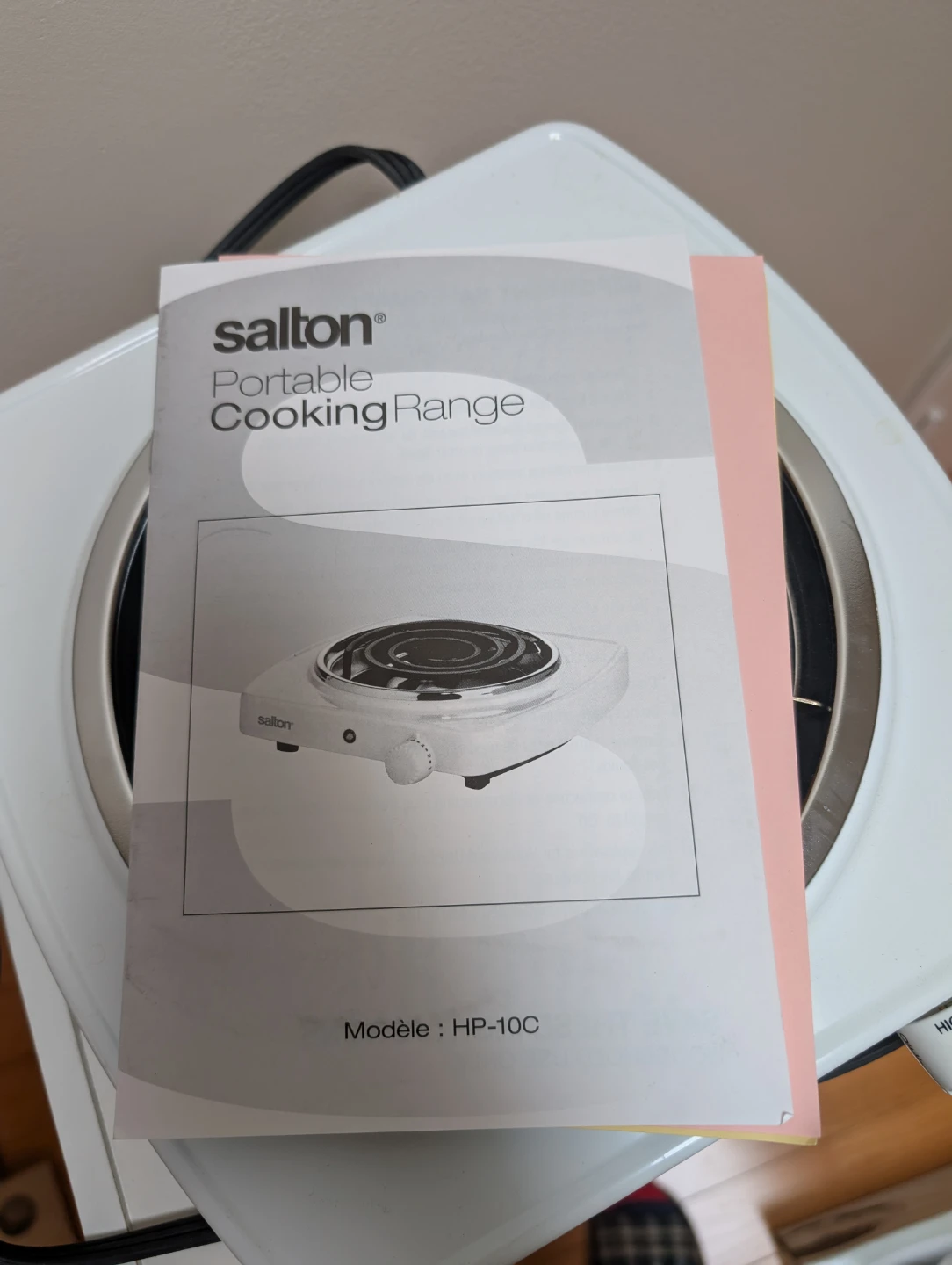 Brand New Salton Portable Cooking Range 🥕 - photo 4