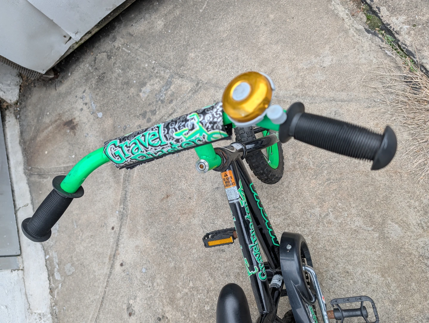 Magna "Grape Crusher" Kids Bicycle - photo 2