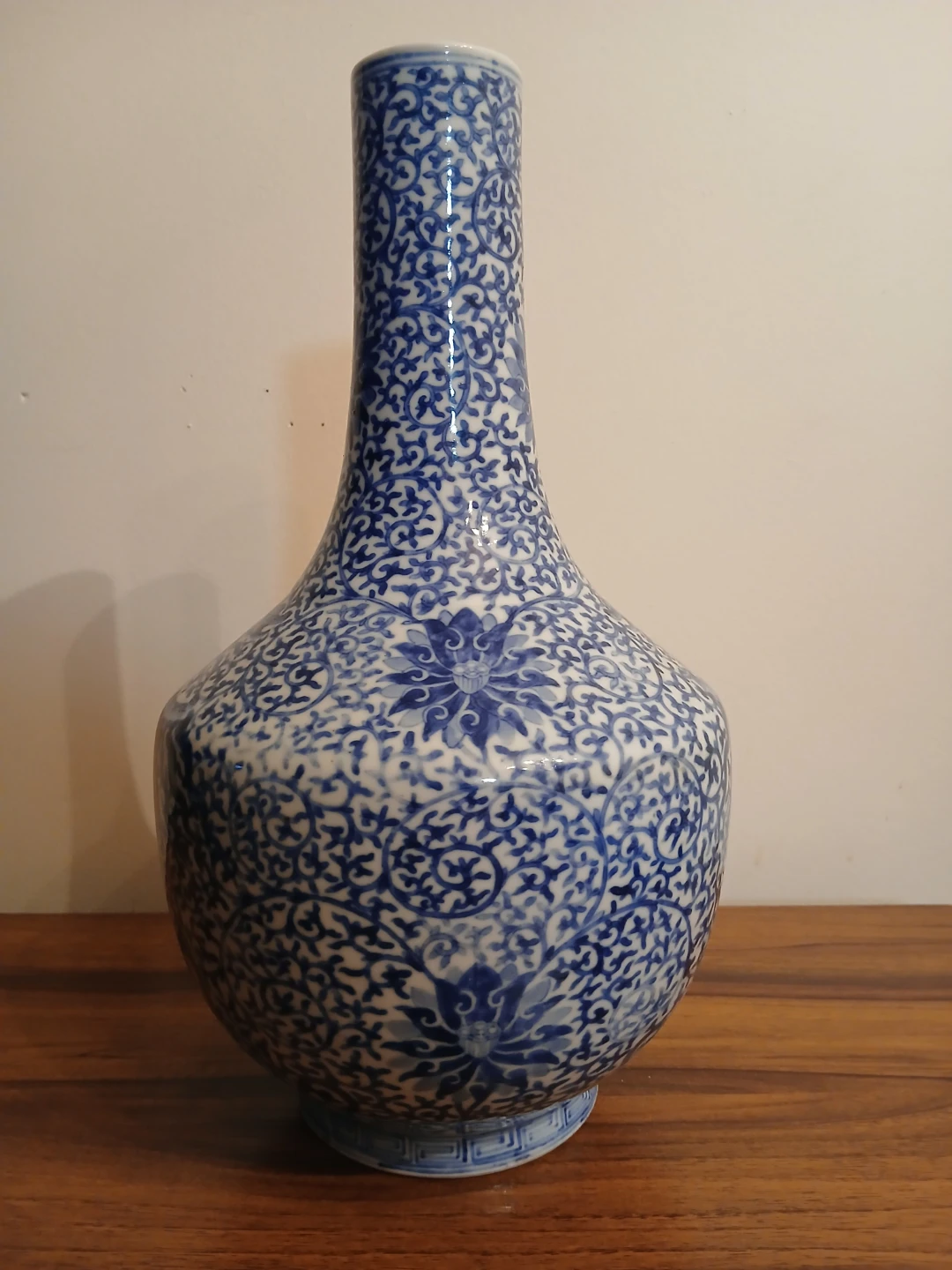 Antique Chinese Qing Dynasty Vase