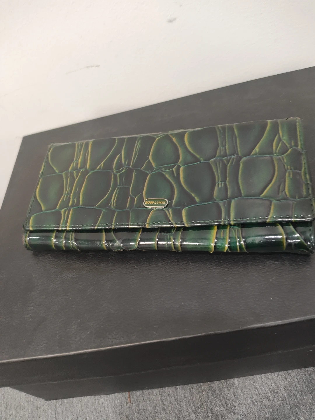 BOSS LUNTE Green Crocodile Print Wallet - photo 2