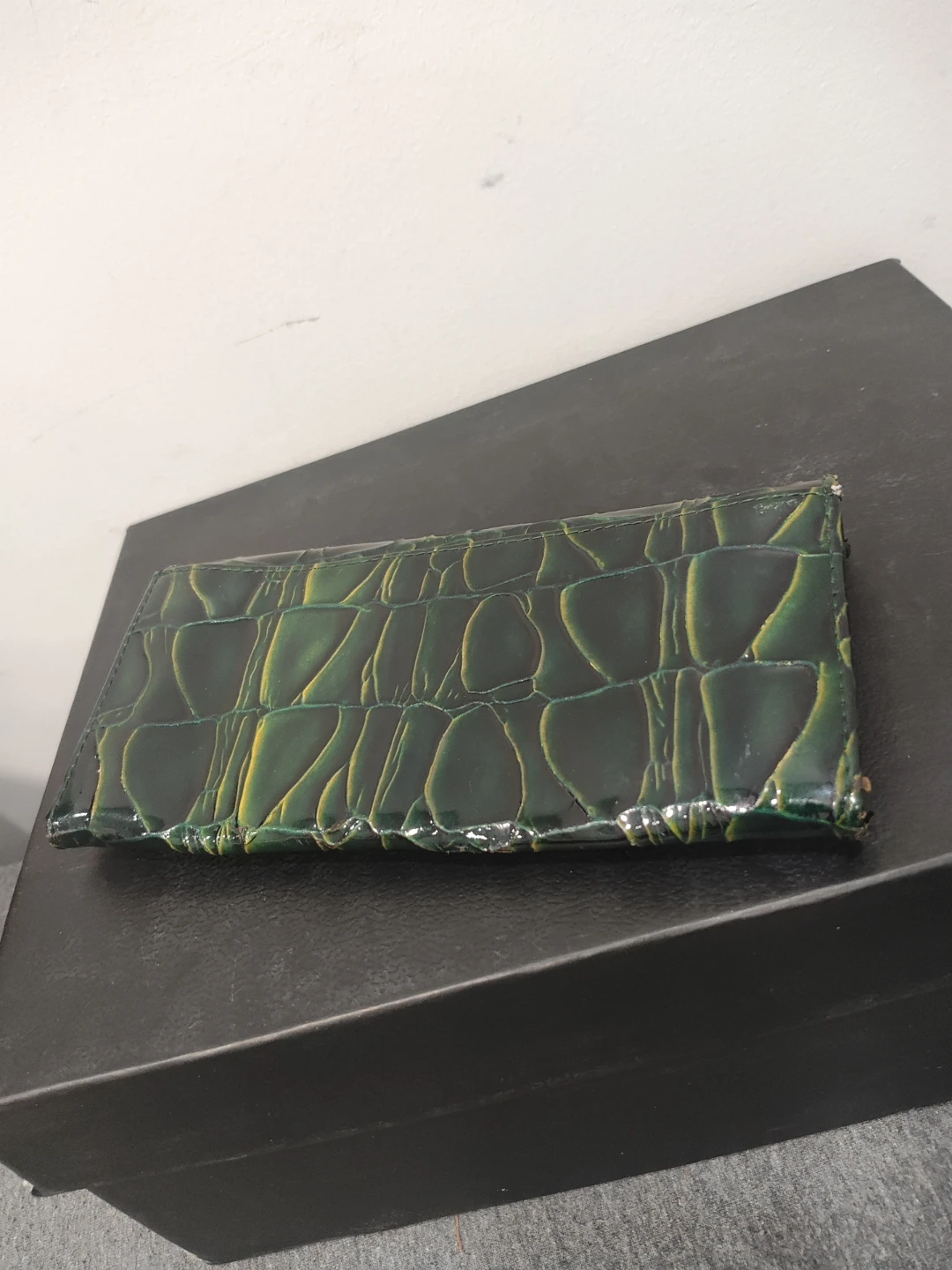 BOSS LUNTE Green Crocodile Print Wallet - photo 3