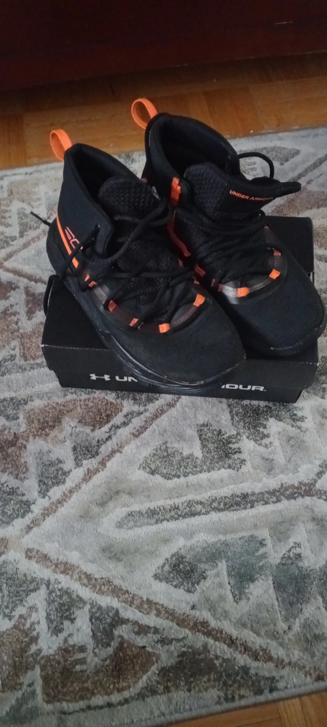 Under Armour Curry Basketball Shoes