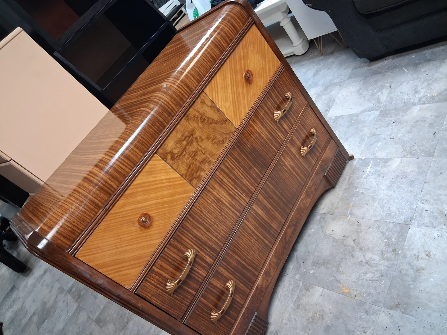 White Three-Drawer Dresser - photo 5