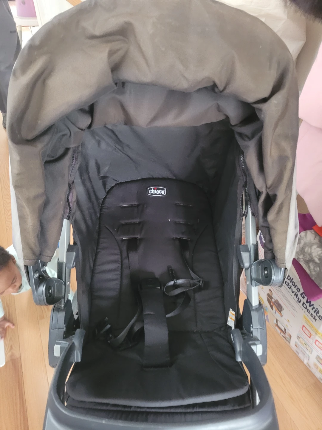 Chicco Bravo Stroller with car seat