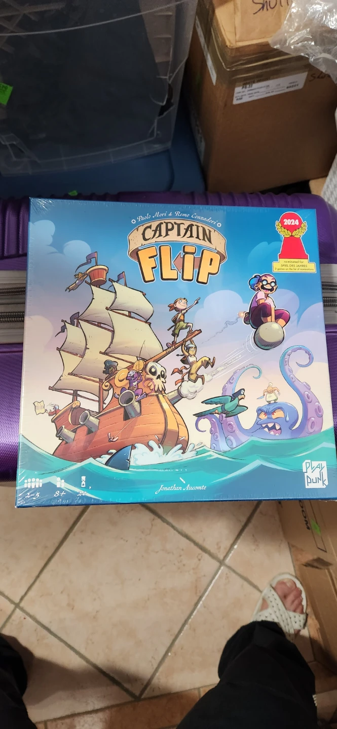 Brand new Captain Flip Board Game