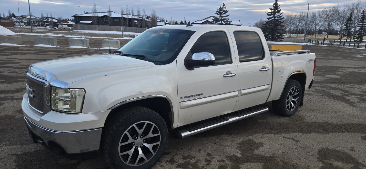GMC Sierra 1500 SLT Pickup Truck - photo 2