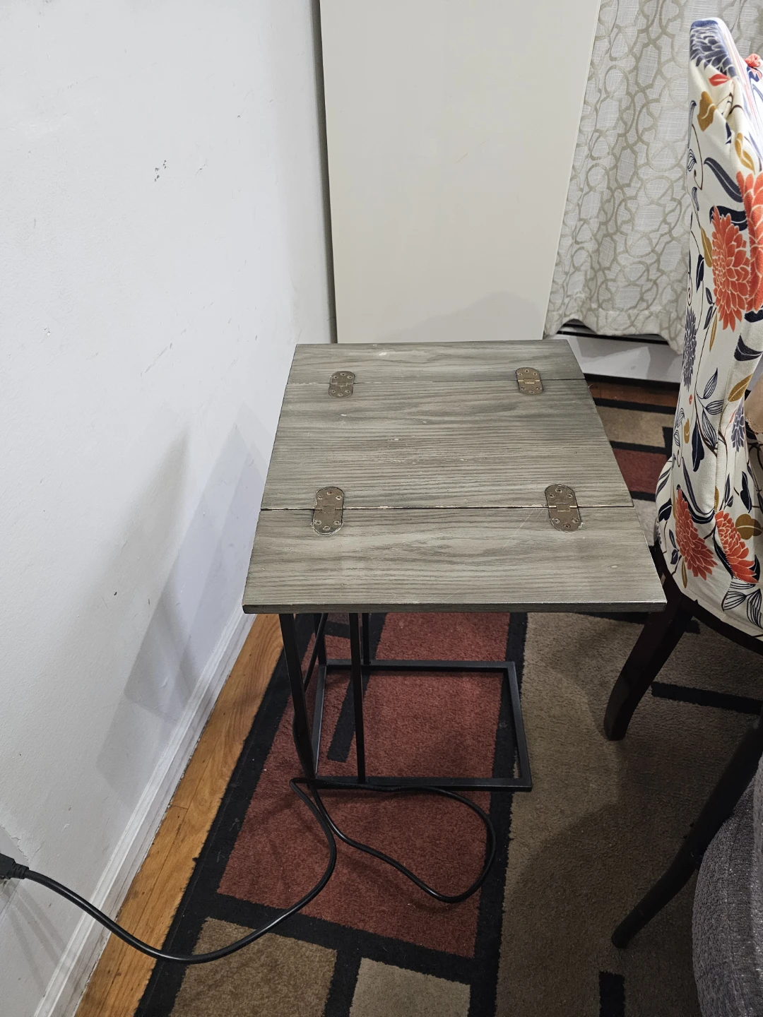 C-Table with Built-in Power Outlets and USB Ports - photo 4