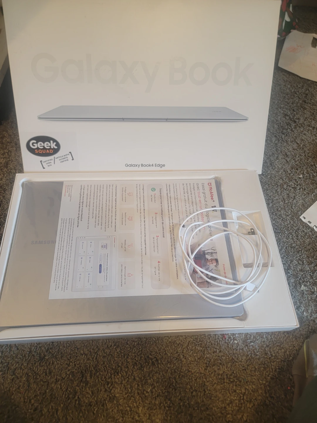Samsung Galaxy Book4 Edge Laptop - photo 2