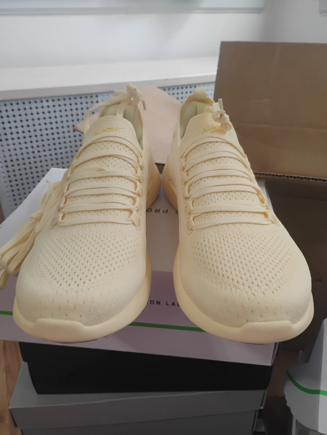 APL Techloom Breeze Yellow Sneakers
