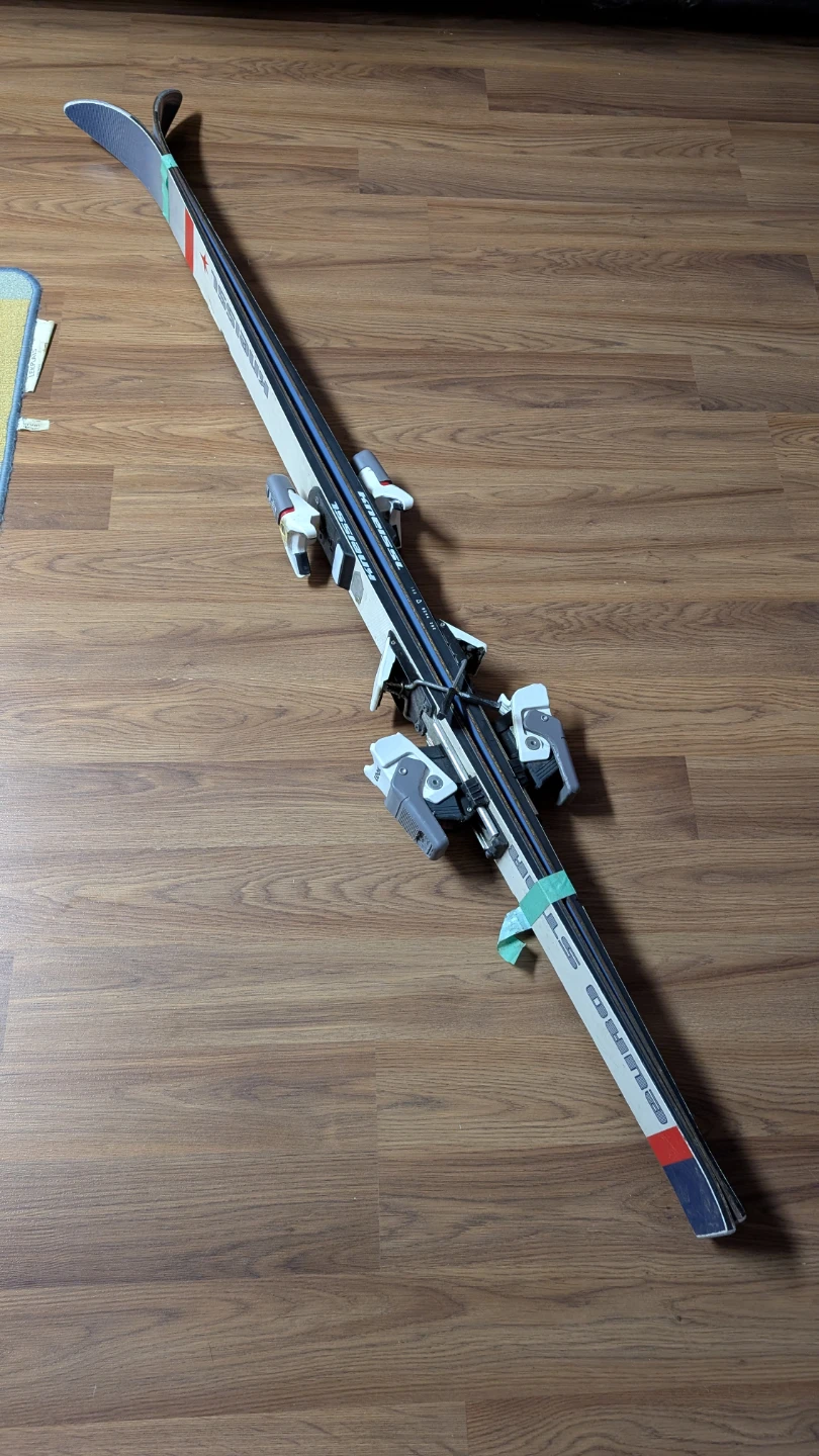 Old Kneissl Euro Star Skis with LOOK Bindings - 160cm - photo 2