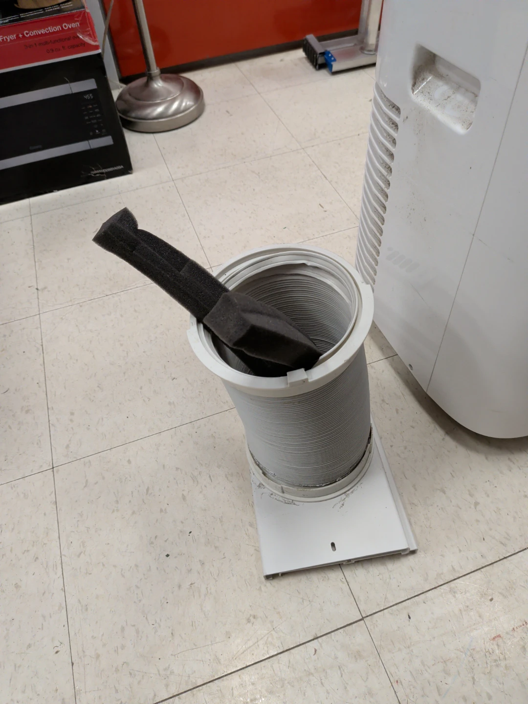 DeLonghi Pinguino UV-Carelight Air Conditioner - photo 2