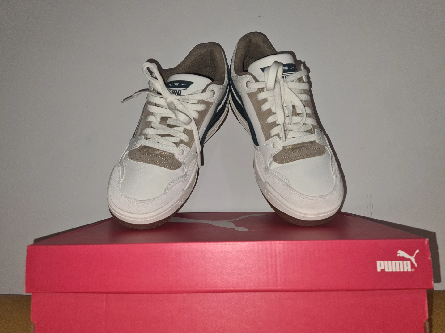 Mens Puma Sneakers - SIZE 10 - (NEED GONE QUICK) - photo 2