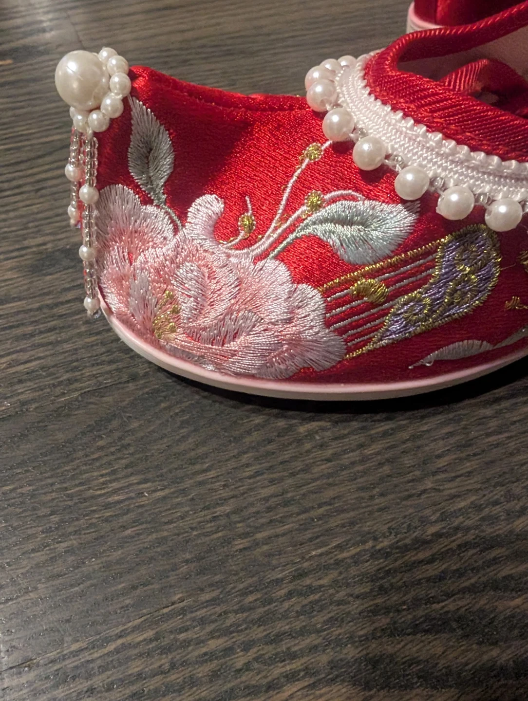 Red Embroidered Shoes with Pearls with ribbon ties - photo 5